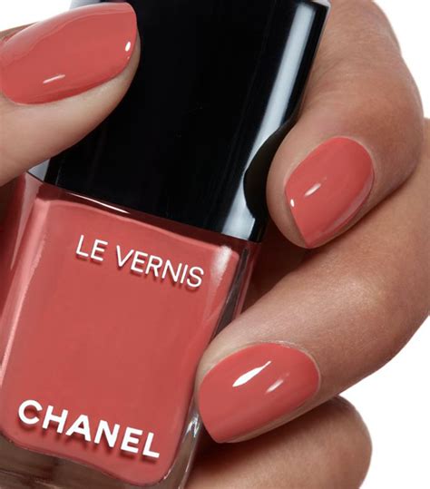 chanel longwear nail polish|Meer.